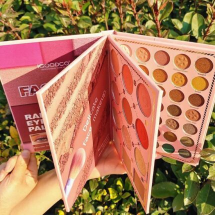 Strawberry Moonlight Mermaid Jewel Eyeshadow Palette Pearlescent Blush and Eyeshadow Palette  Rs 2199    Whatsapp  03196188099 JPG