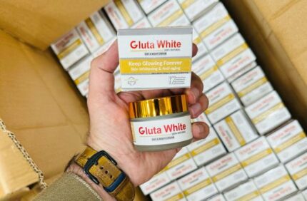 gluta white extreme stronger light up and anti aging day night cream 50gram 2 4